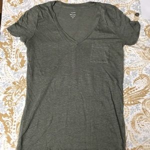 J. CREW: 100% linen Forrest green v neck